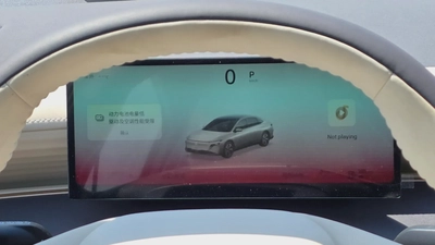 Nissan N6 180 Max (Silver White)-14