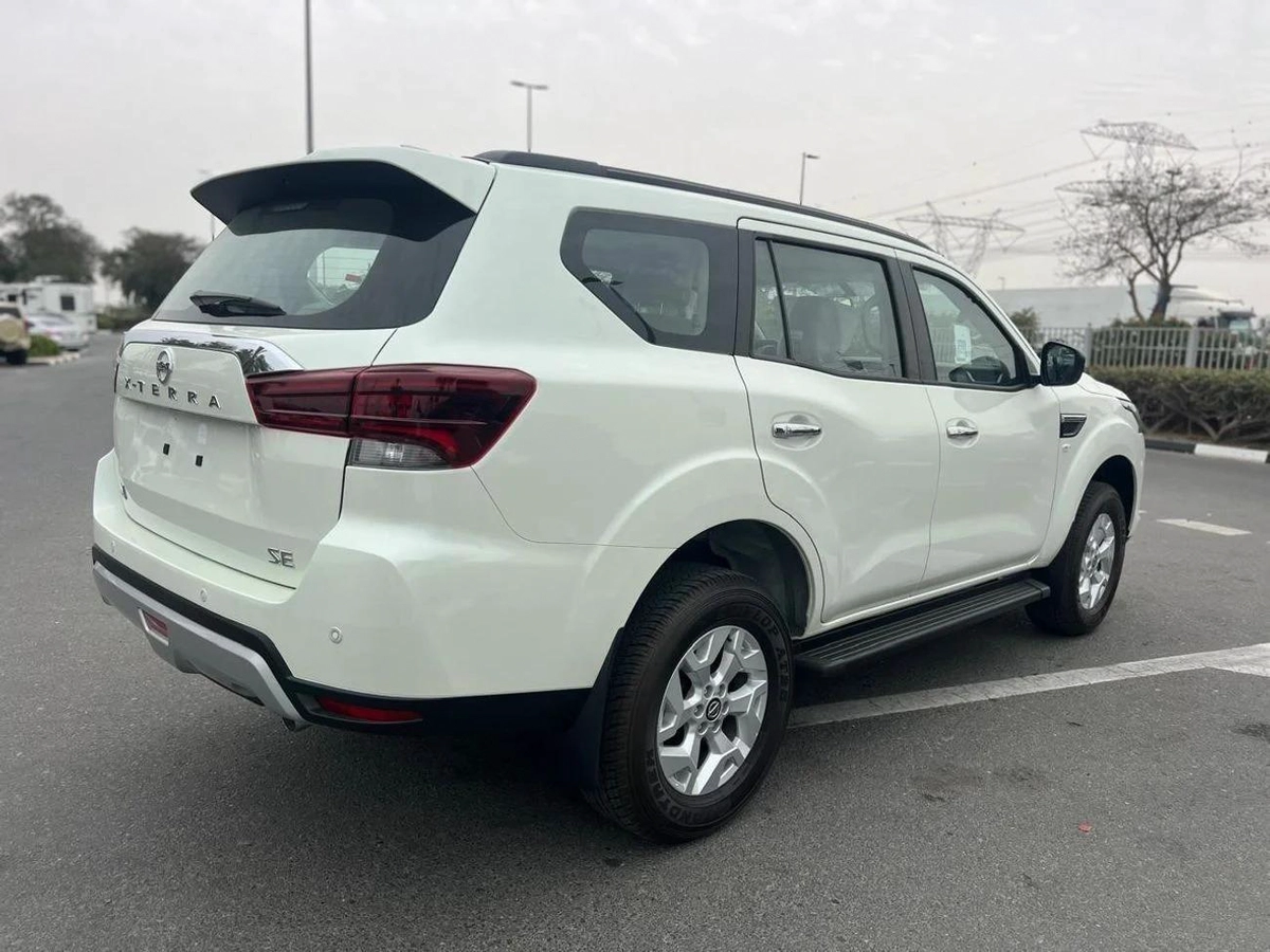 Nissan X Terra SE 2.5L RWD-8-8