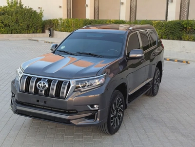 Toyota Prado 2010 Facelifted 2023 | Full Option | V6 4.0L | GCC Specs | Excellent Condition-2
