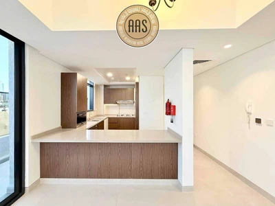 BURJ KHALIFA VIEW | BRAND NEW | BIG TERRACE | PARKING-4