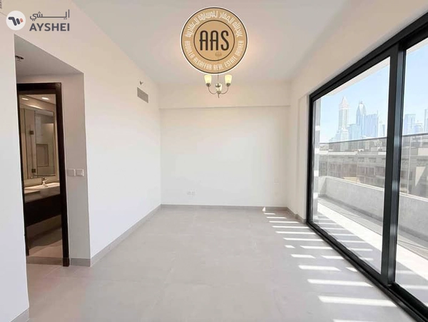 BURJ KHALIFA VIEW | BRAND NEW | BIG TERRACE | PARKING