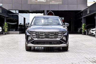 Hyundai Tucson 2024 | Korean Specs | Clean Title | 7K KM | Gray | هيونداي توسان 2024 وارد كوري-6