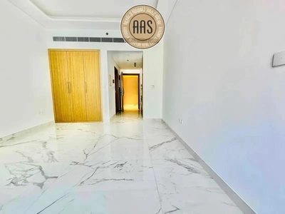 Hot offer •• luxurious studio •• pool view •• kitchen appliances-4