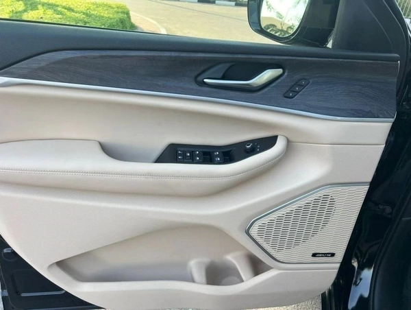 Jeep Cherokee 2024 (EXPORT)