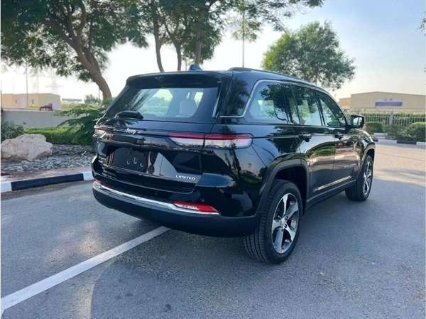 Jeep Cherokee 2024 (EXPORT)