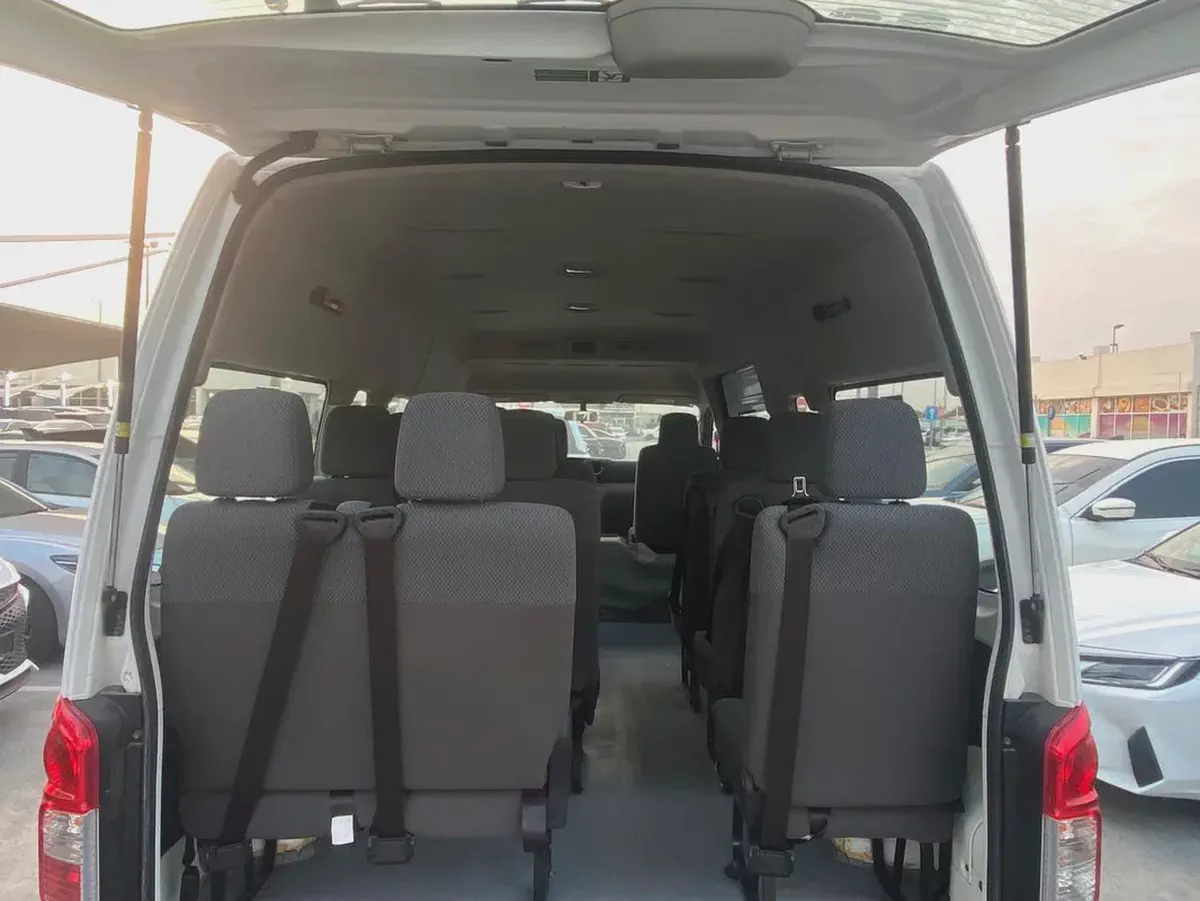 Nissan Urvan NV350 2020 GCC Specs | Well Maintained-15-15