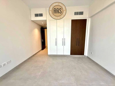 BRAND NEW 2BHK | FREE PARKING | GYM & POOL | NEAR DIFC-11