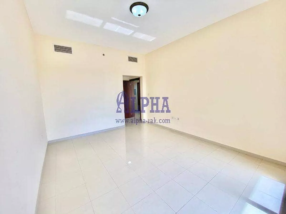 1 BR | Close to the Beach | Investment oportunity-5-5