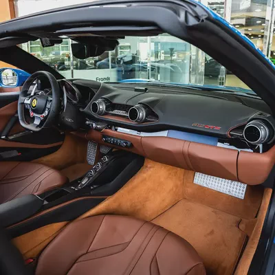 2022 FERRARI  812  GTS  DONE ONLY 2300KM-5
