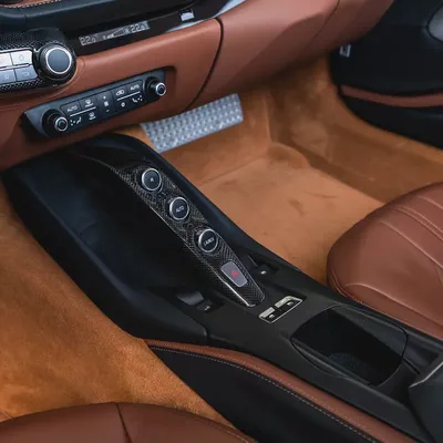 2022 FERRARI  812  GTS  DONE ONLY 2300KM-6