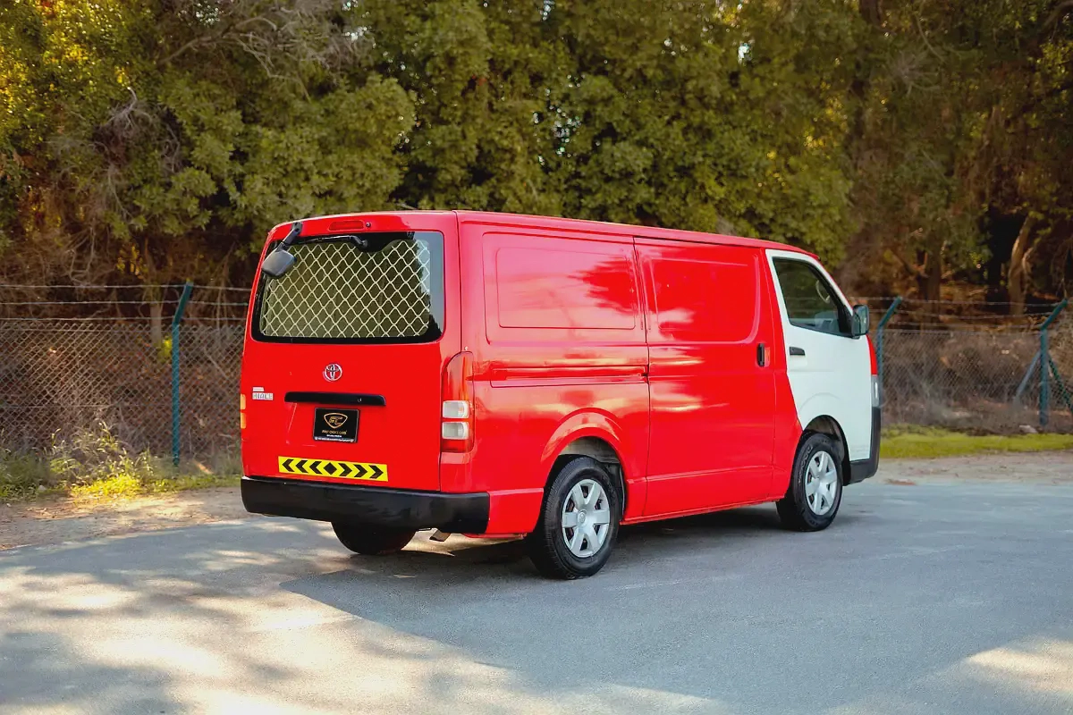 Std-Roof Delivery Van | Manual | GCC Specs | Ref#T90205-2-2
