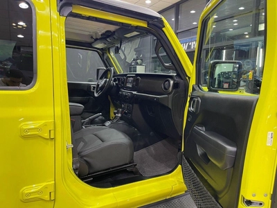 Jeep Wrangler Unlimited SPORT 3.6L A/T-12