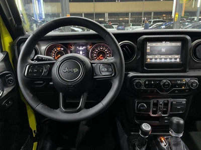 Jeep Wrangler Unlimited SPORT 3.6L A/T-17