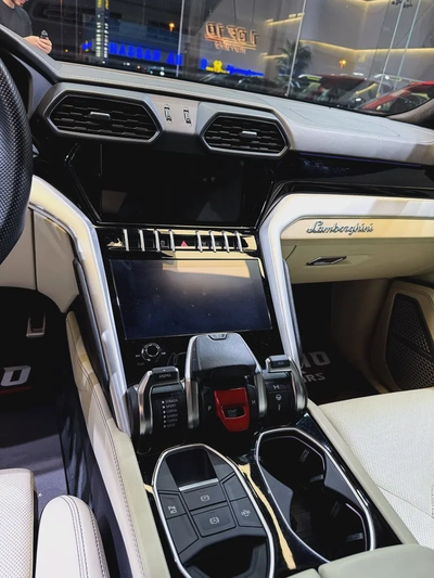 2020 LAMBORGHINI URUS ( GCC / STILL UNDER WARRANTY )-9