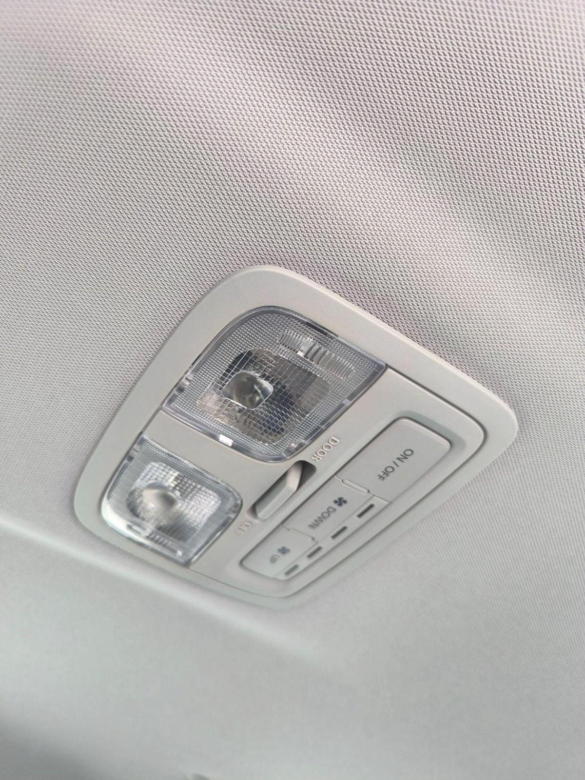 Mitsubishi Montero Sport GLS HIGHLINE MONTERO SPORT 2.5L 4WD DIESEL