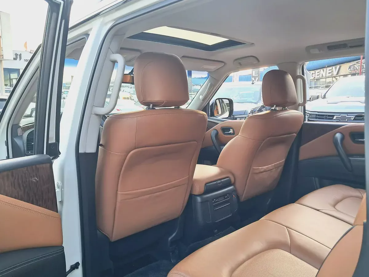 2016 Nissan Patrol SE 5.6L V8 Titanium GCC Specs Single Owner Used Accident Free Well Maintained-10-10