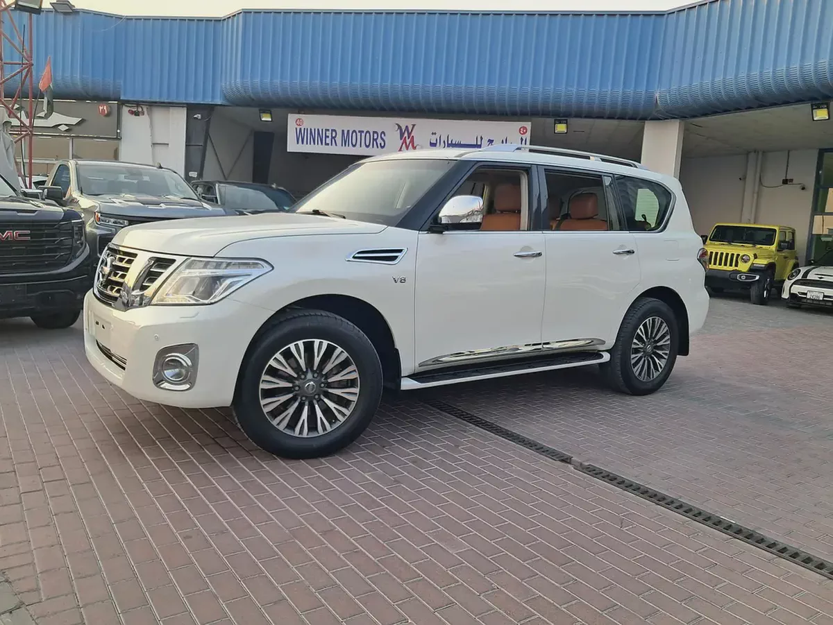 2016 Nissan Patrol SE 5.6L V8 Titanium GCC Specs Single Owner Used Accident Free Well Maintained-2-2