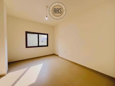 Green Lush Community ☆ New Building ☆ 1 Month Free ☆ Vacant ☆ Ready to Move-3