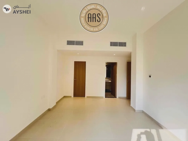Green Lush Community ☆ New Building ☆ 1 Month Free ☆ Vacant ☆ Ready to Move