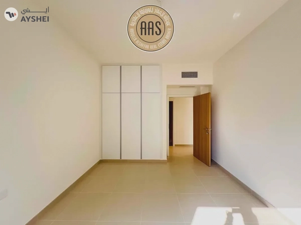 Green Lush Community ☆ New Building ☆ 1 Month Free ☆ Vacant ☆ Ready to Move