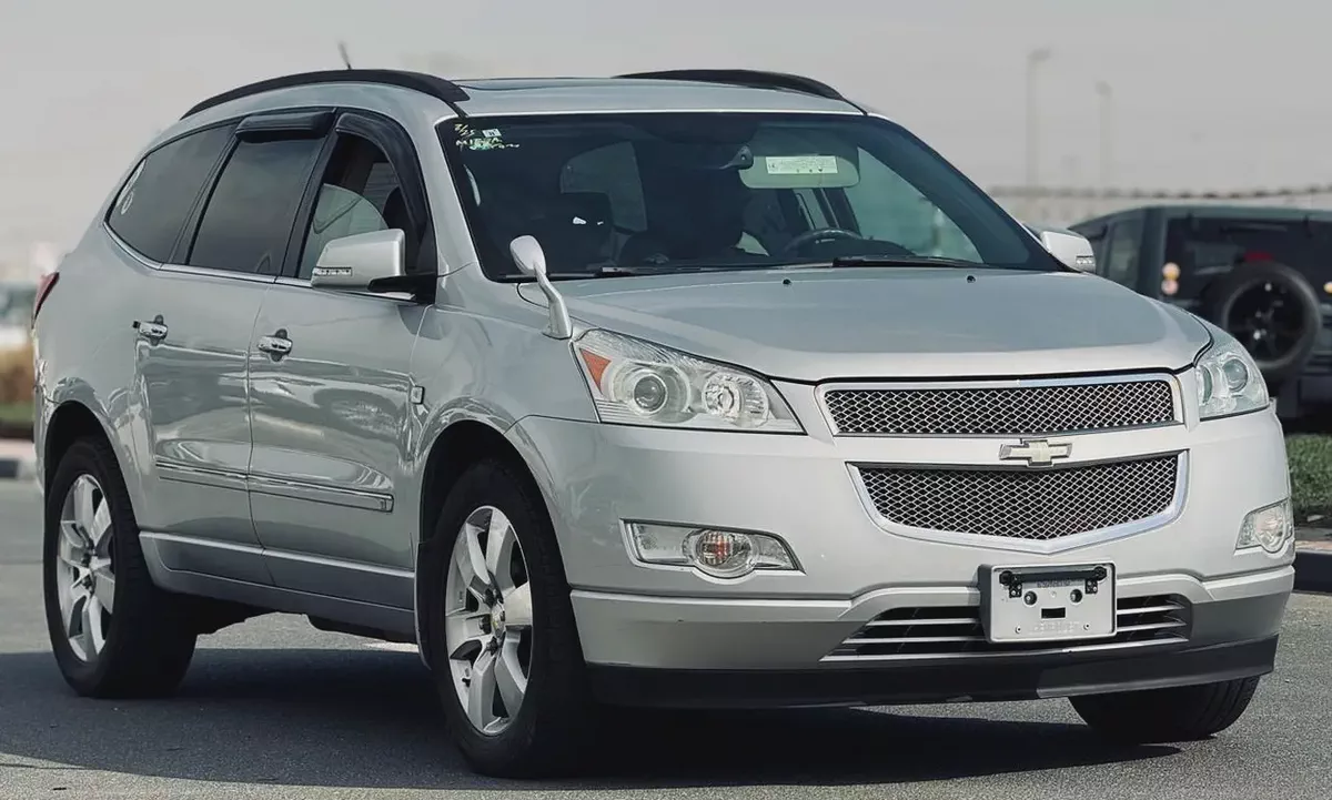 CHEVROLET TRAVERSE | 2009 | FULL OPTION | CLEAN CAR FRESH JAPAN IMPORT-3-3