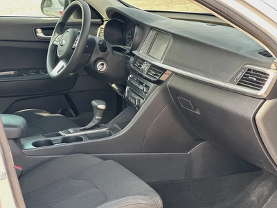 Kia Optima 2019-8
