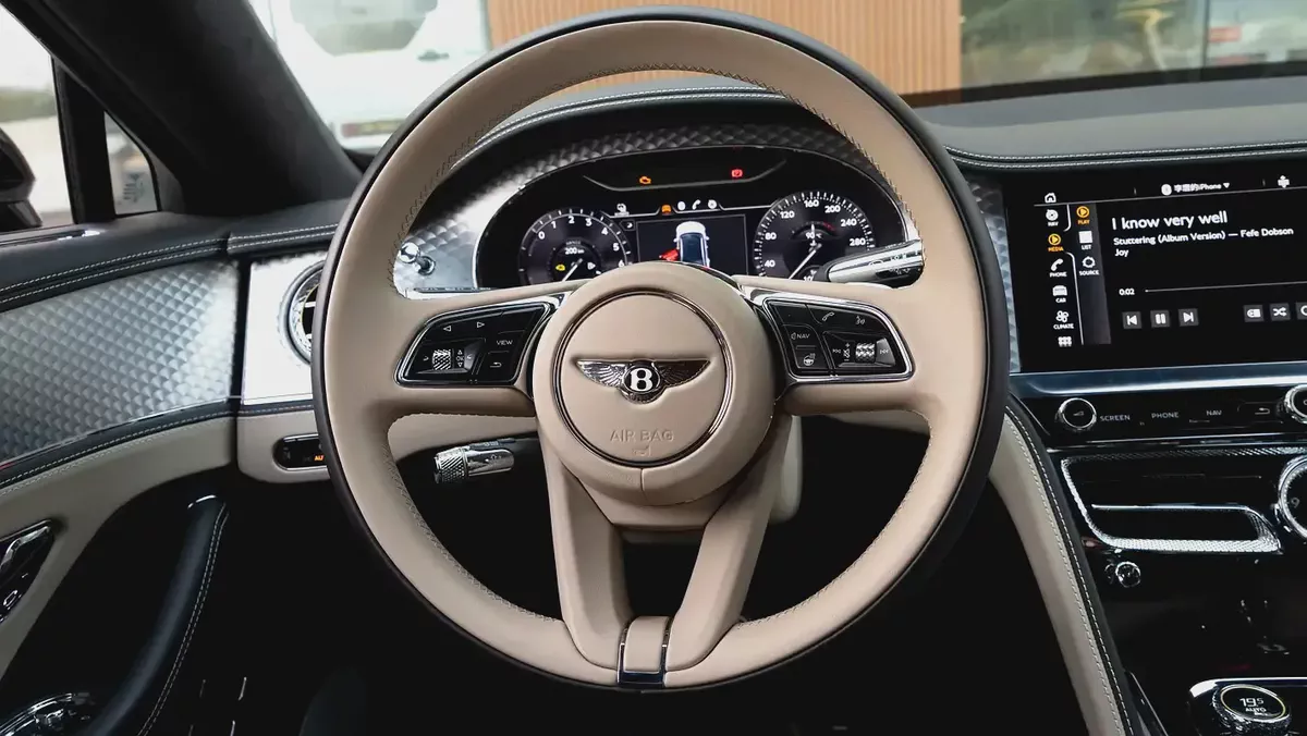 Bentley Continental Flying Spur 2023-10-10