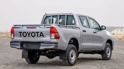 Toyota Hilux 2.4 DIESEL-5