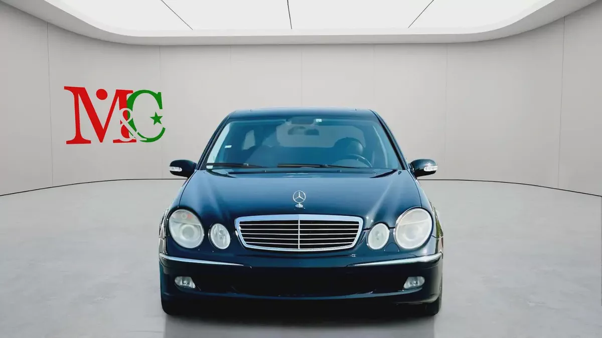 MERCEDES BENZ E320 - 2004 -  CLEAN CAR FRESH JAPAN IMPORT-1-1