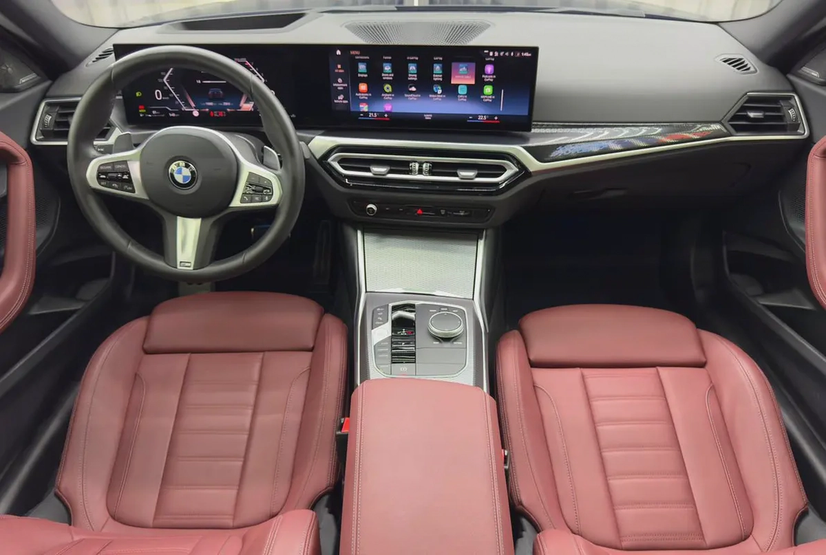 BMW M240i xDrive | GCC | Original Paint | Low Mileage | AGMC Warranty and service 2029-16-16