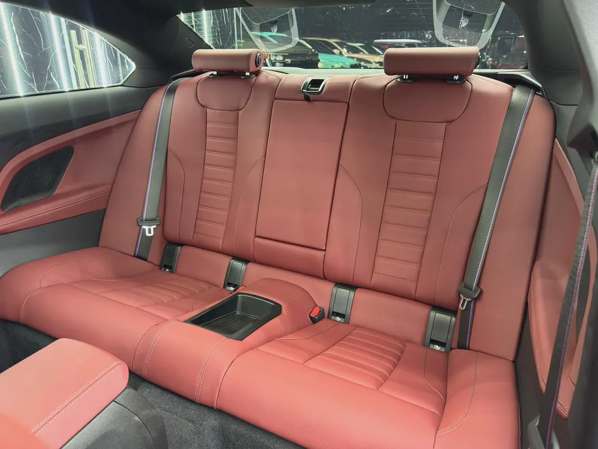 BMW M240i xDrive | GCC | Original Paint | Low Mileage | AGMC Warranty and service 2029-19-19