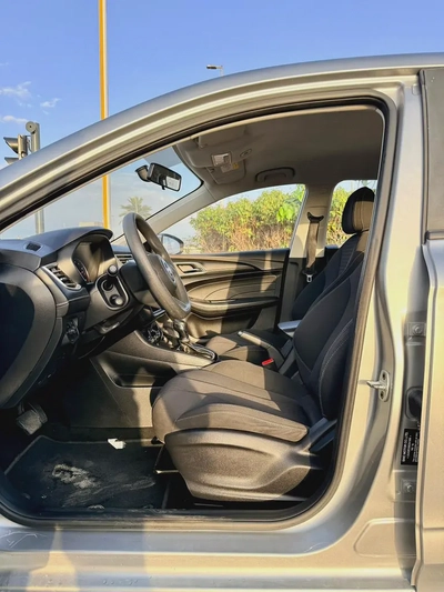 MG 5 1.5L GCC 2022 VERY GOOD CONDITION-7