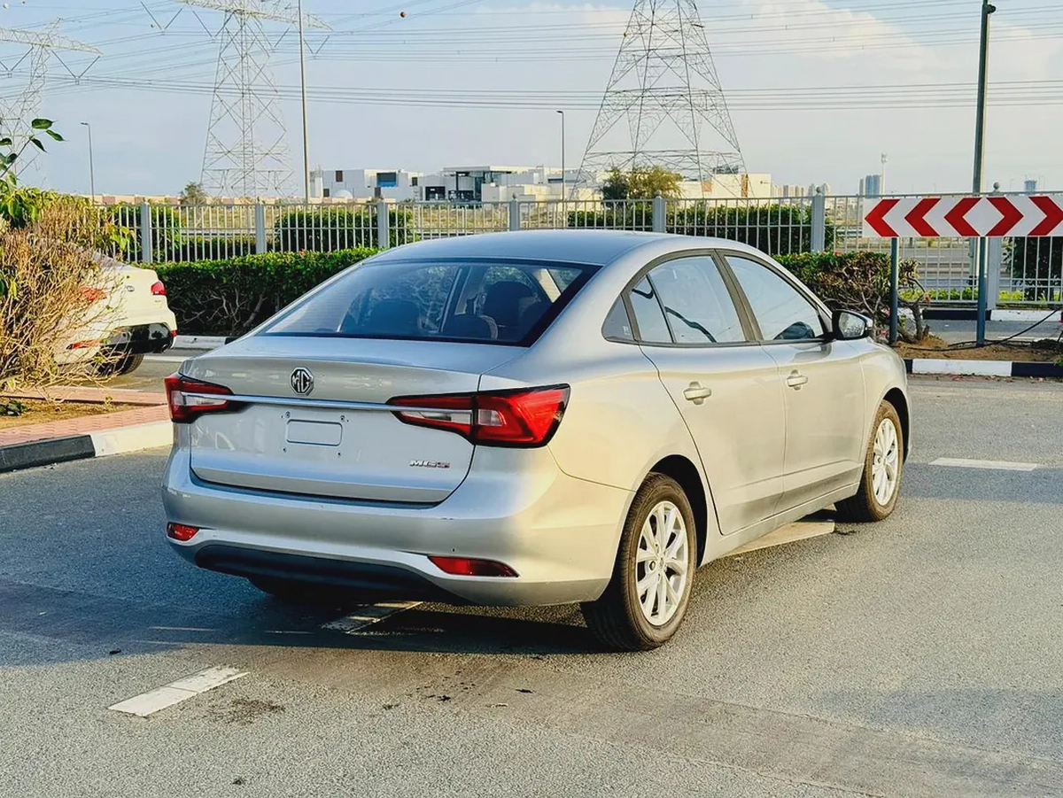 MG 5 1.5L GCC 2022 VERY GOOD CONDITION-4-4