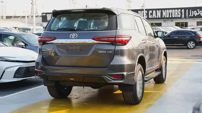 Toyota Fortuner SR5 2026 GCC Specs Adventure 4.0-5