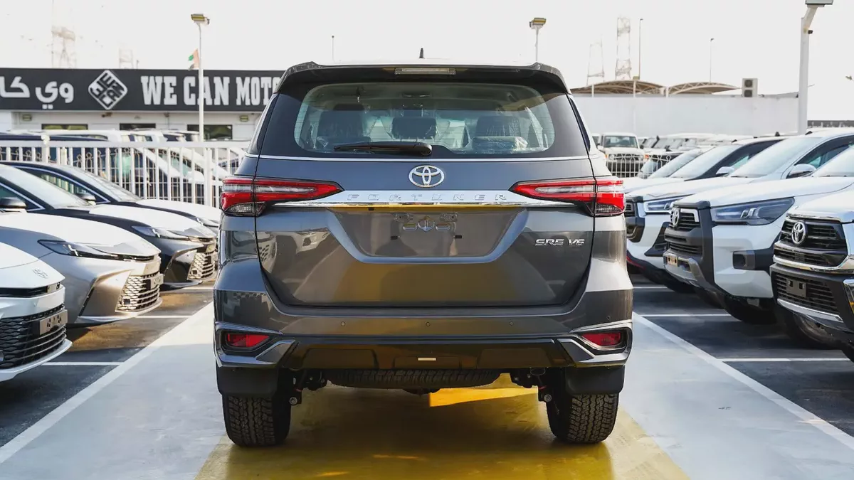 Toyota Fortuner SR5 2026 GCC Specs Adventure 4.0-6-6