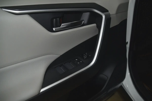 Toyota RAV4 Adventure 2023 GCC Specs ll 0km ll