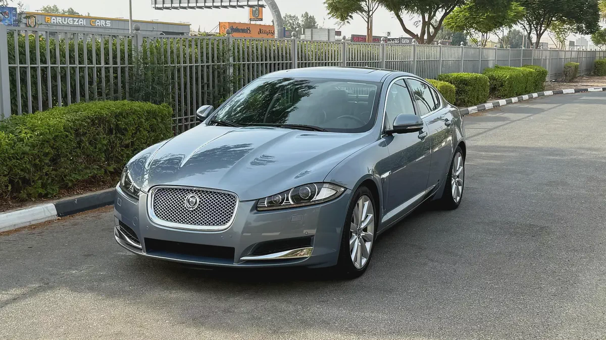 Jaguar XF Luxury 2013 GCC Specs-3-3