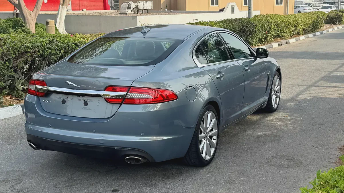 Jaguar XF Luxury 2013 GCC Specs-6-6