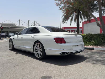 Bentley Flying Spur V8-10