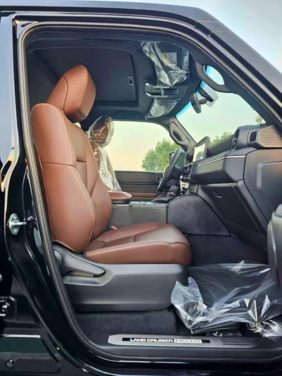 Toyota Prado VXR ADVENTURE TURBO / 2.8L V4 DIESEL / REMOTE ENG START / DRIVER PWR SEAT WITH LEATHER (CODE # PDADV-9