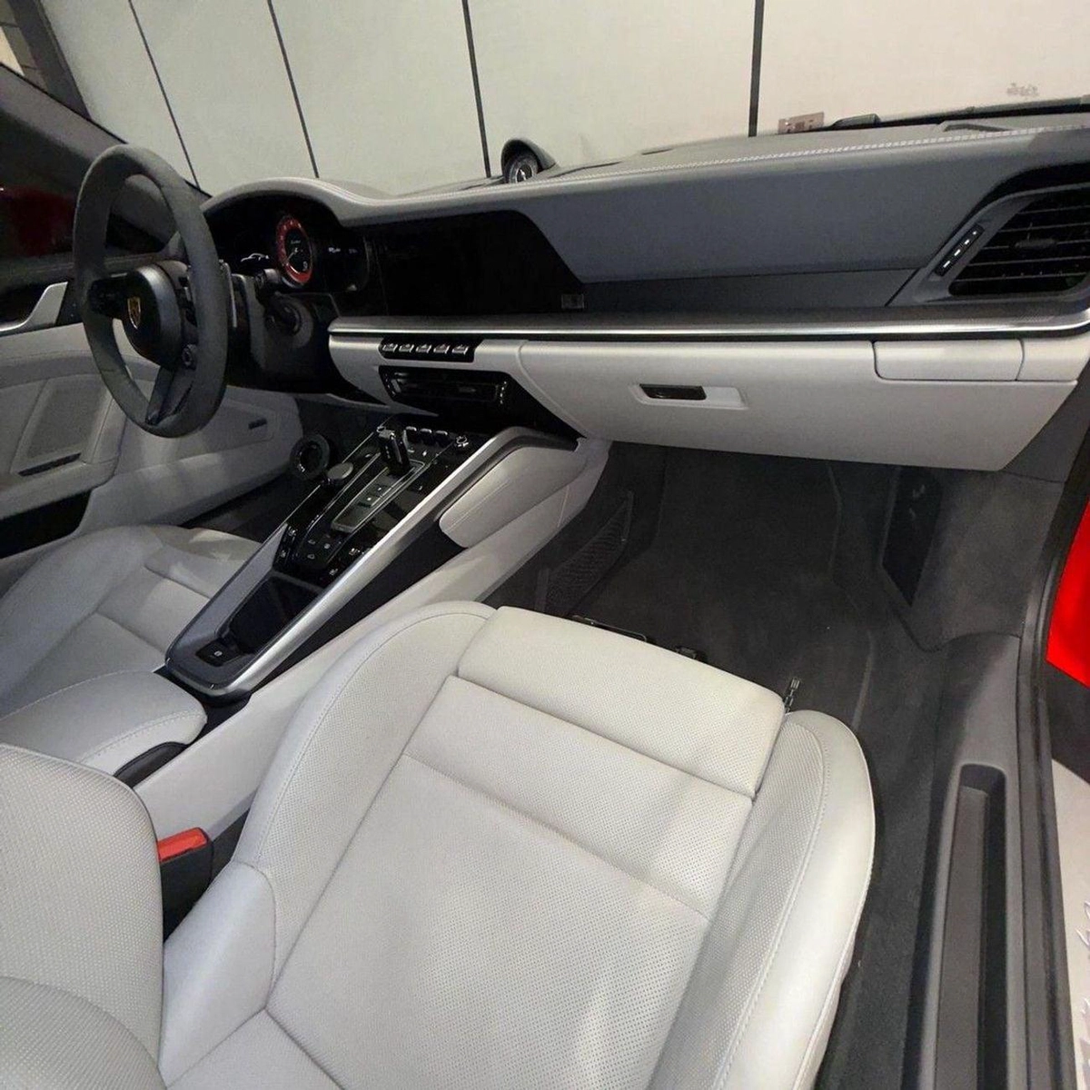 Porsche 911 Porsche 911 Turbo 2022 GCC specs-16-0