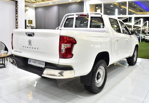 Peugeot Landtrek 4WD ( 2023 Model ) in White Color GCC Specs