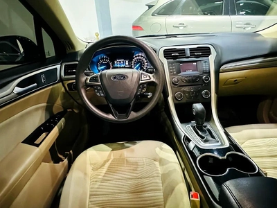 FORD FUSION 2016 GCC SPECS WELL MAINTAINED CAR 4 CYLINDER-5