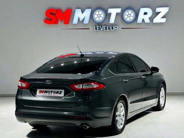FORD FUSION 2016 GCC SPECS WELL MAINTAINED CAR 4 CYLINDER
