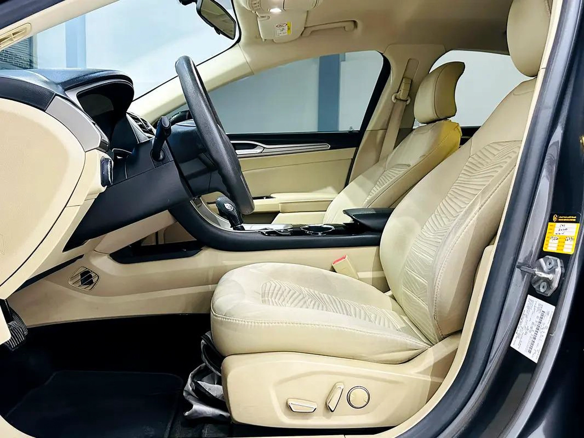 FORD FUSION 2016 GCC SPECS WELL MAINTAINED CAR 4 CYLINDER-12-12