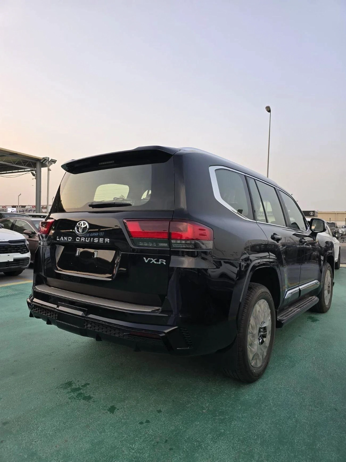 Toyota Land Cruiser VXR 4.0L 2026 MODEL FULL OPTION-5-5
