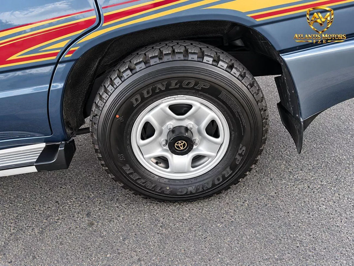 Toyota Land Cruiser GX-6-0