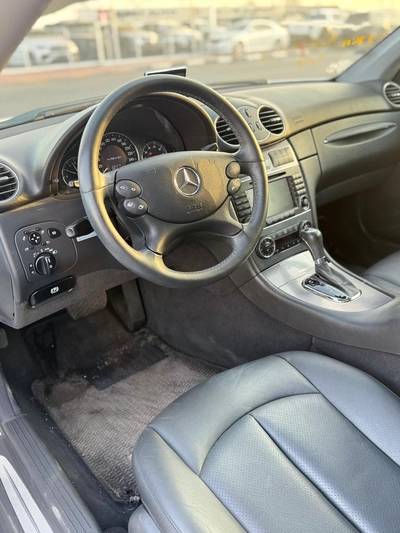 Mercedes Benz CLK320 2005-3