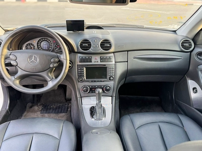 Mercedes Benz CLK320 2005-10