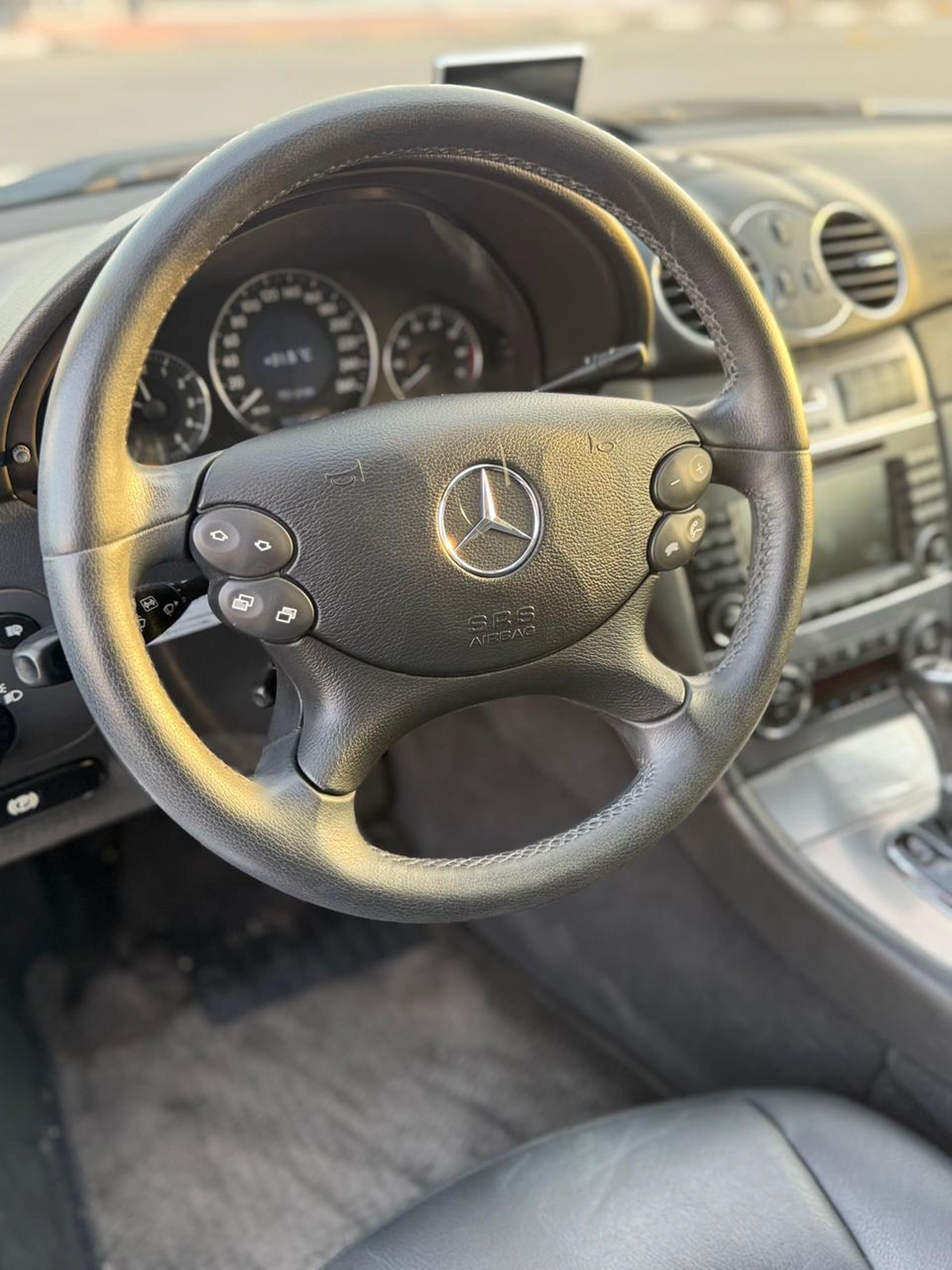 Mercedes Benz CLK320 2005-14-14